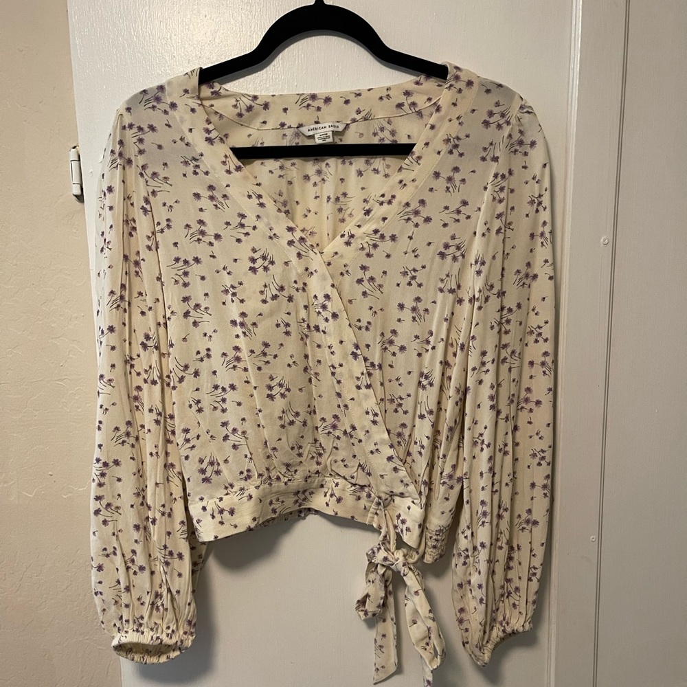 American Eagle Floral Blouse